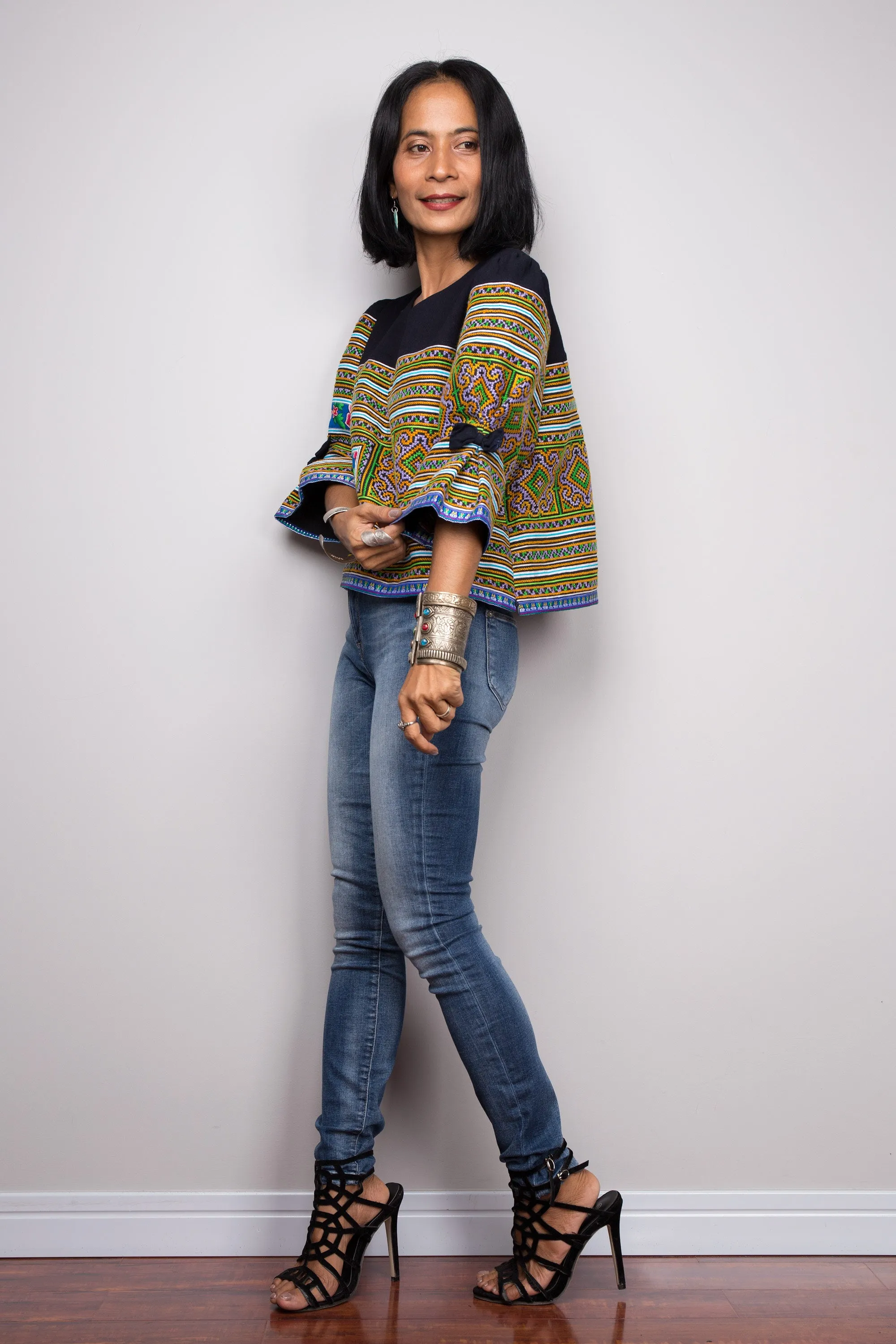 Hill tribe Pullover Blouse Top