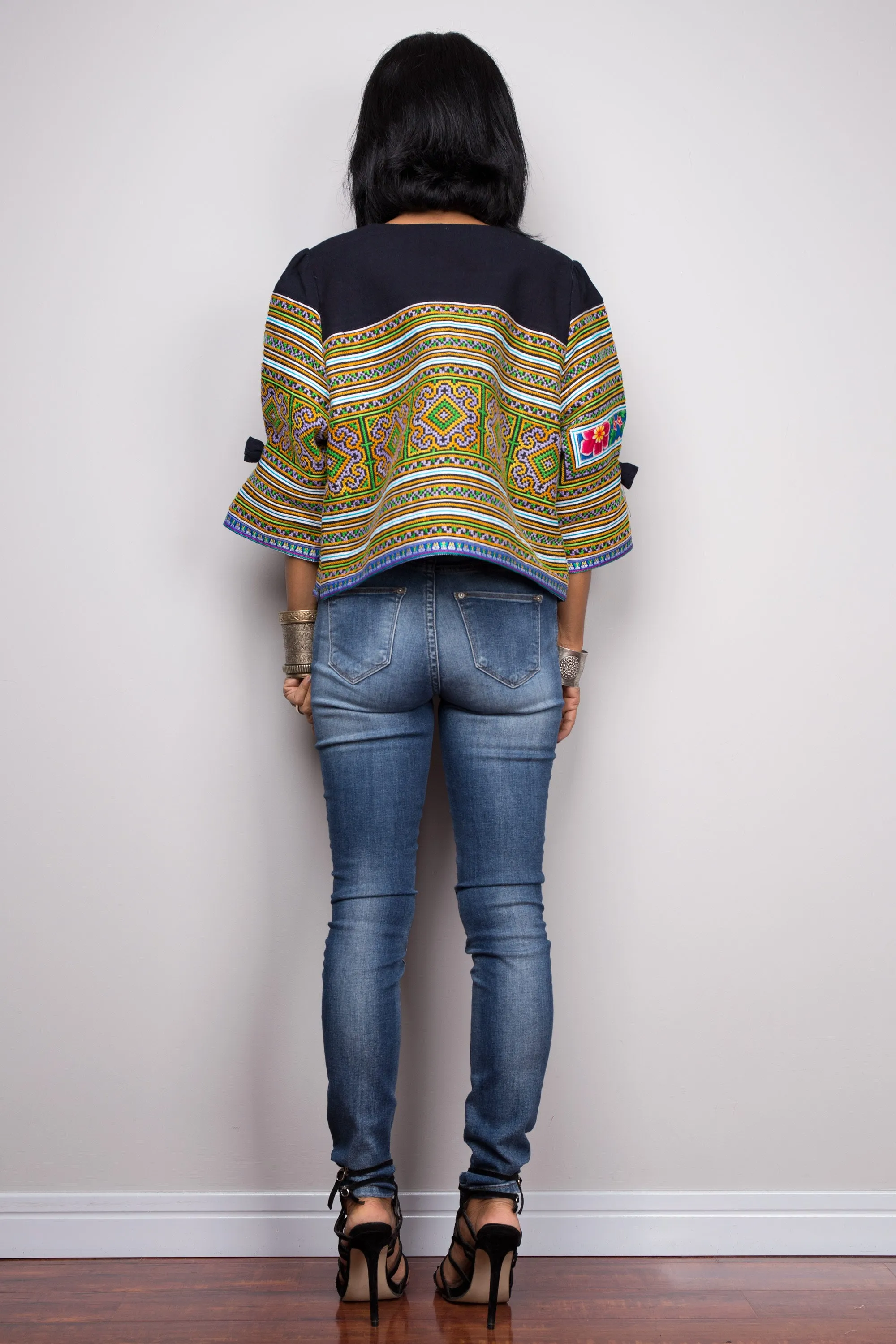 Hill tribe Pullover Blouse Top