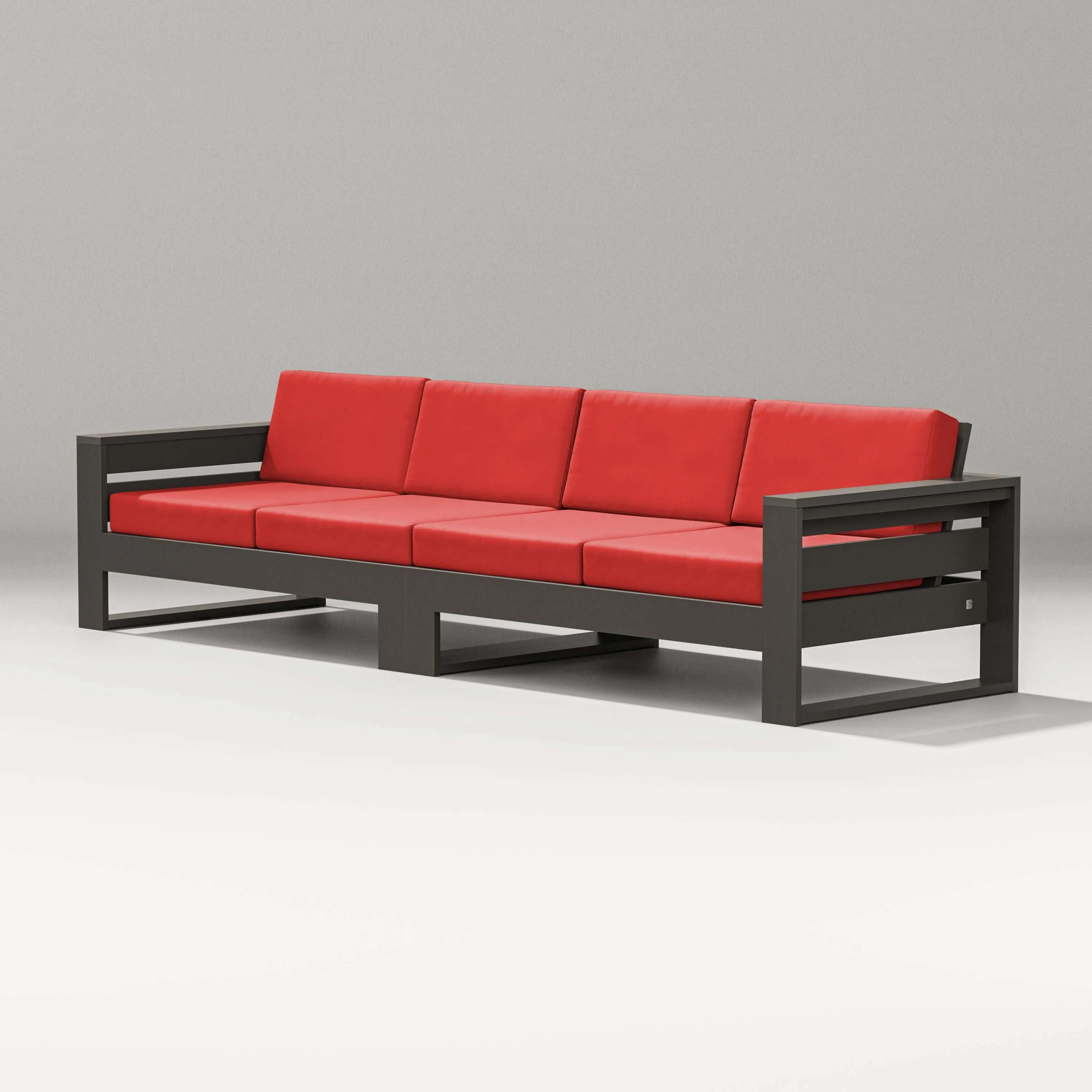 Latitude Straight Sectional