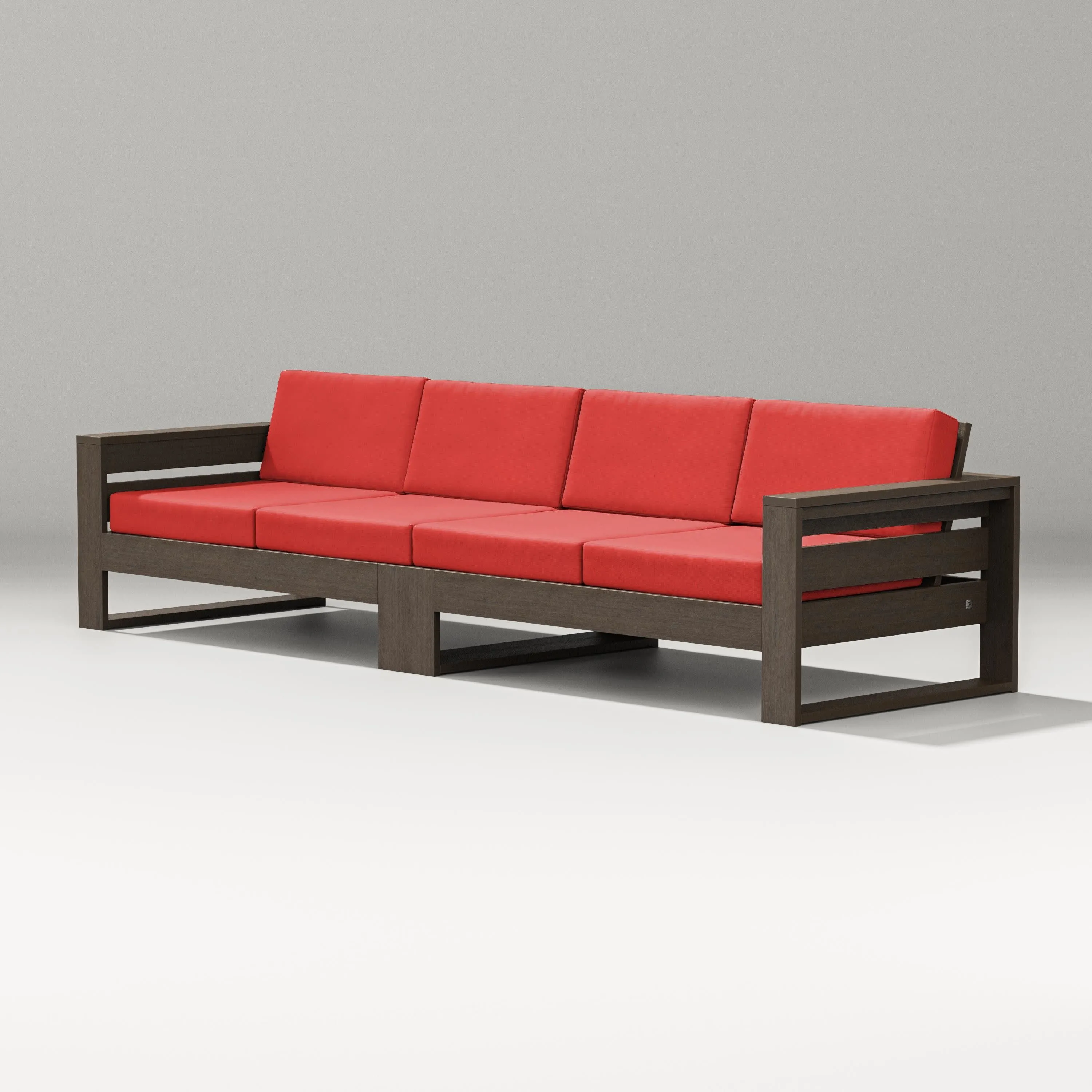 Latitude Straight Sectional