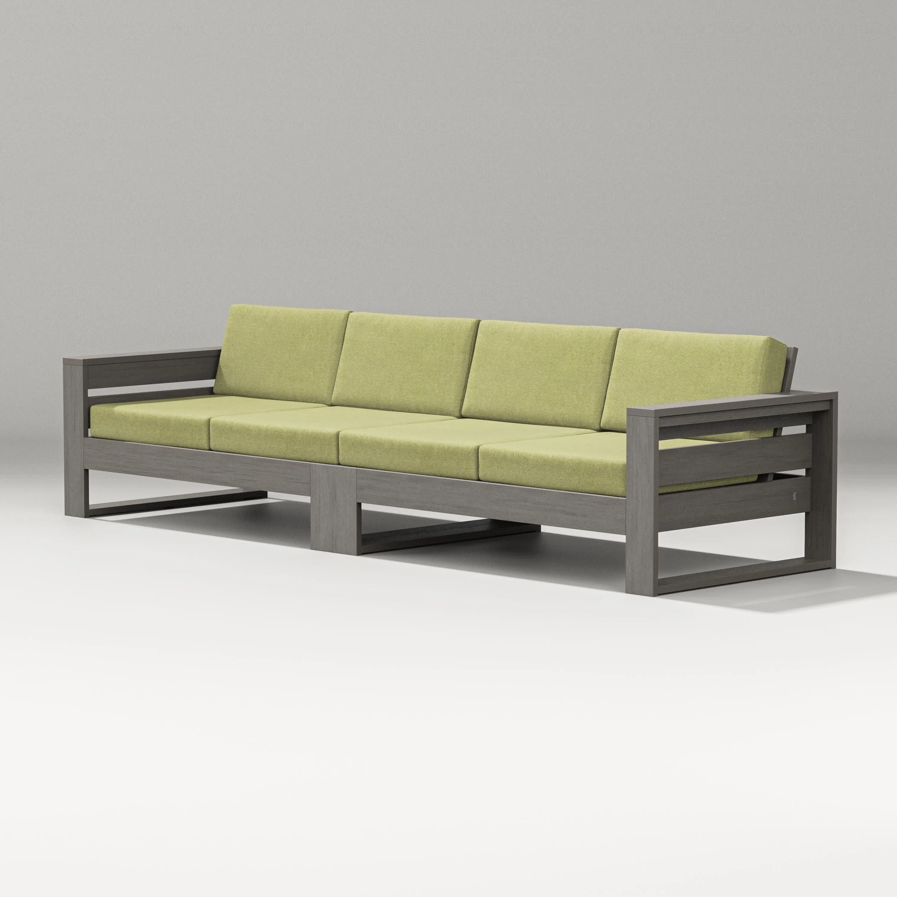 Latitude Straight Sectional