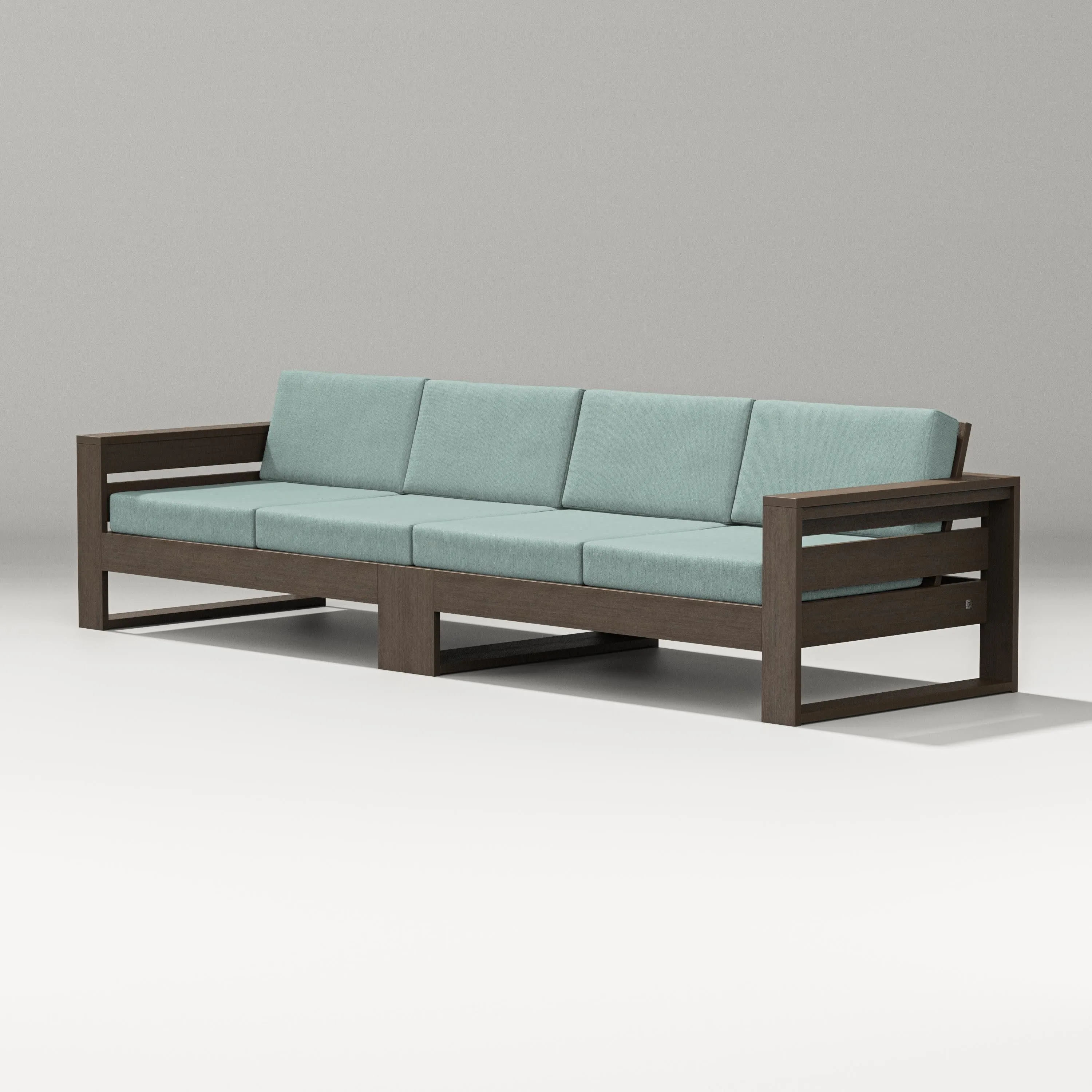 Latitude Straight Sectional