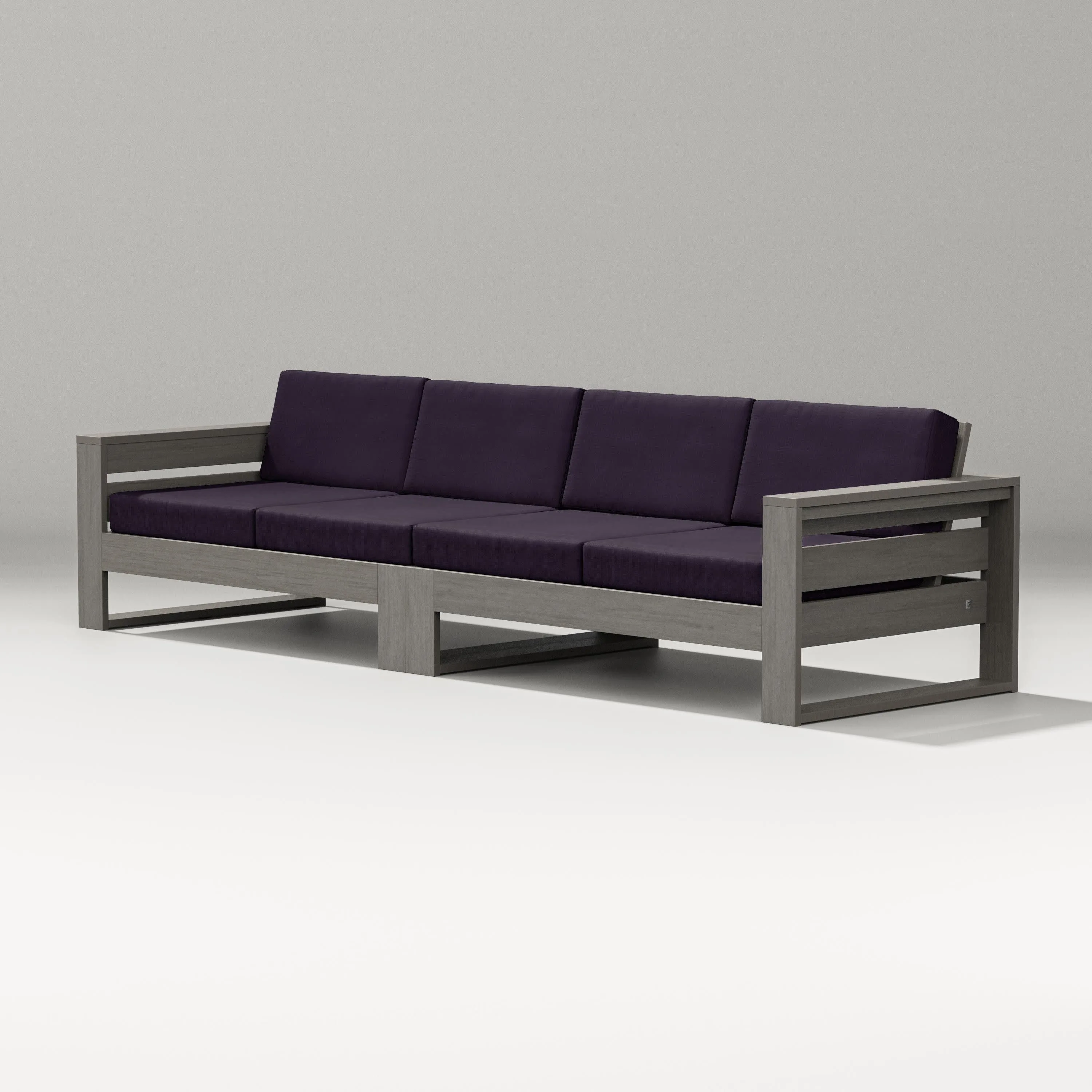 Latitude Straight Sectional