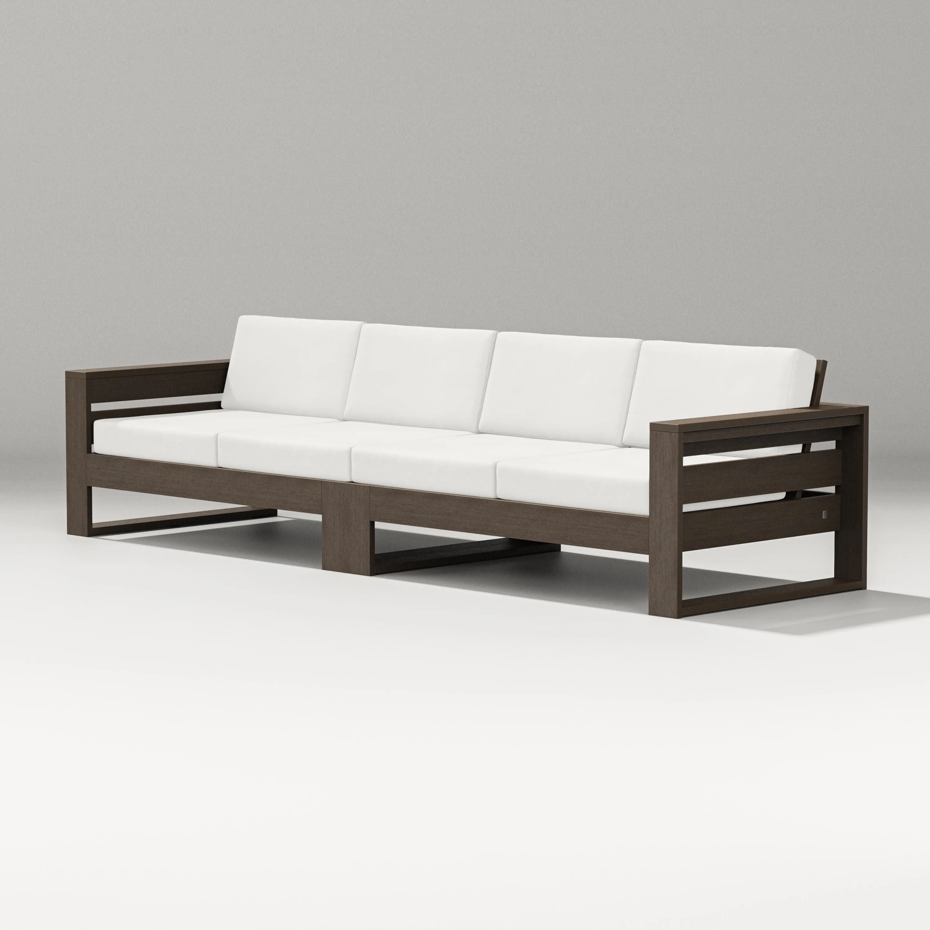 Latitude Straight Sectional
