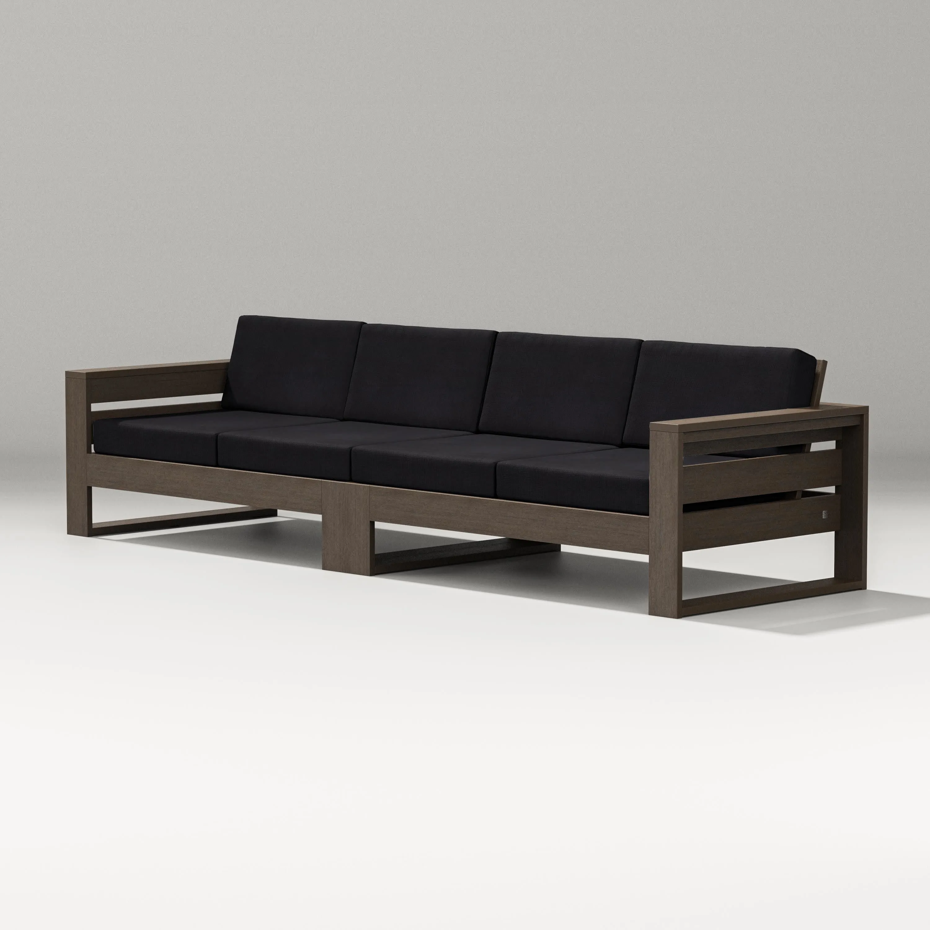 Latitude Straight Sectional