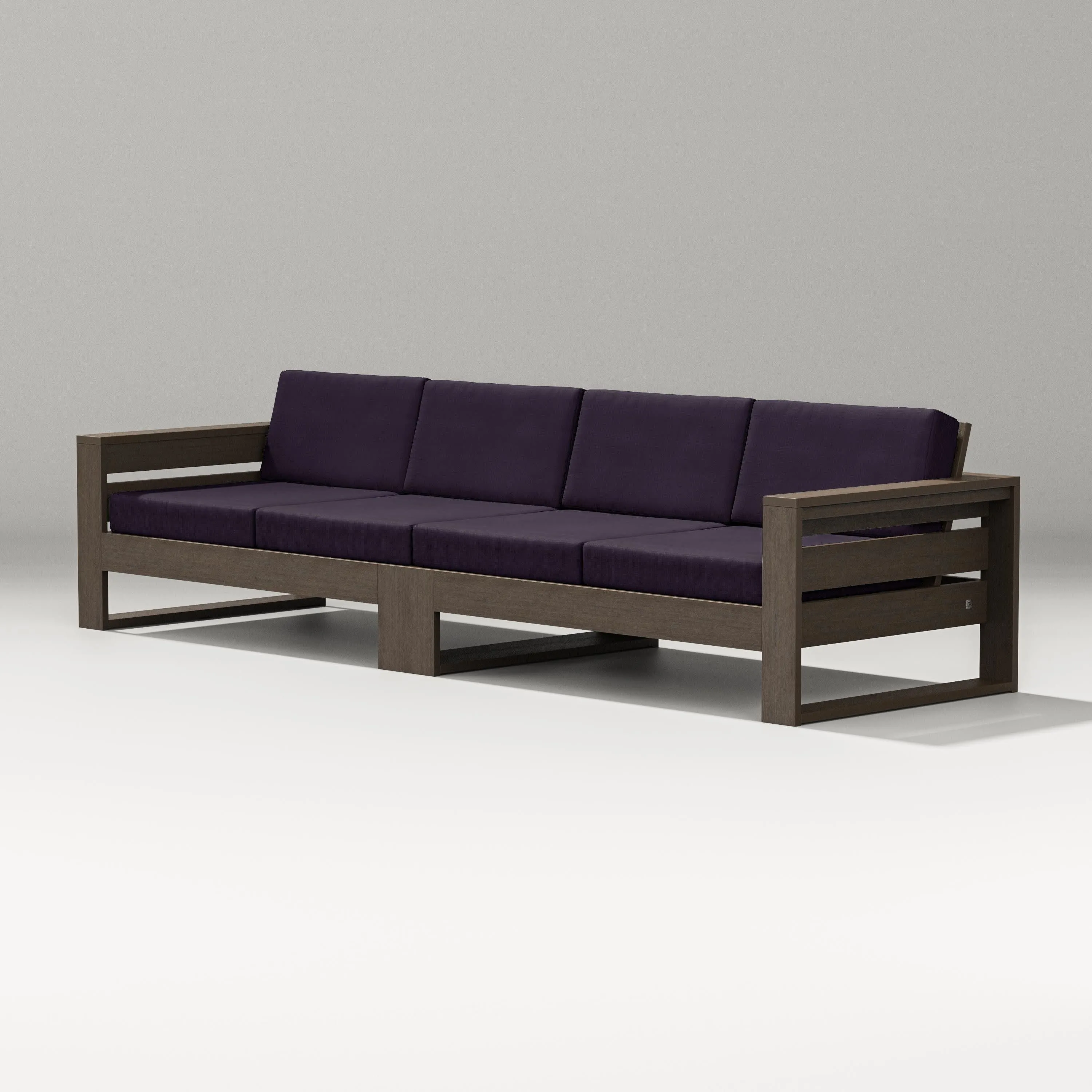 Latitude Straight Sectional
