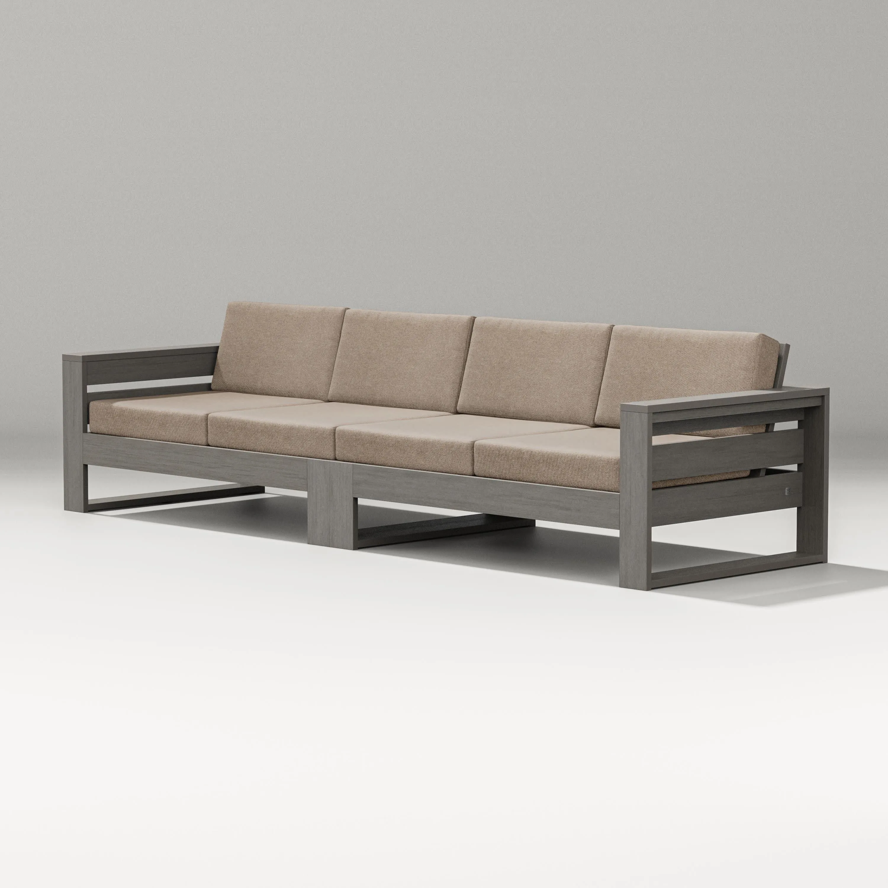 Latitude Straight Sectional