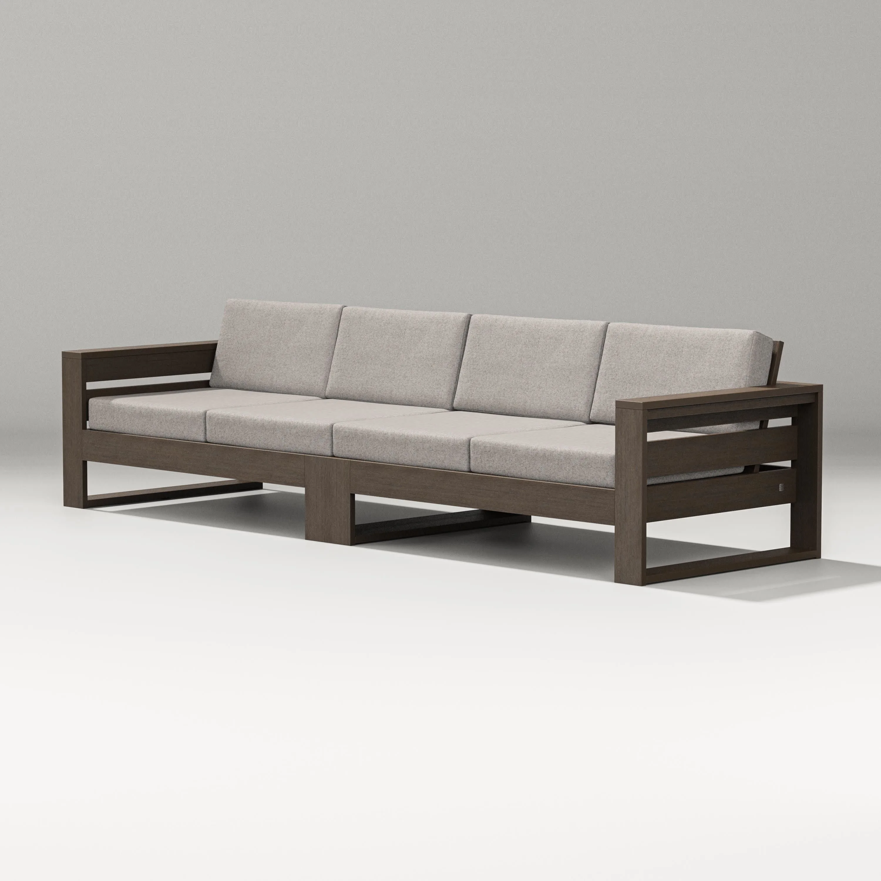 Latitude Straight Sectional