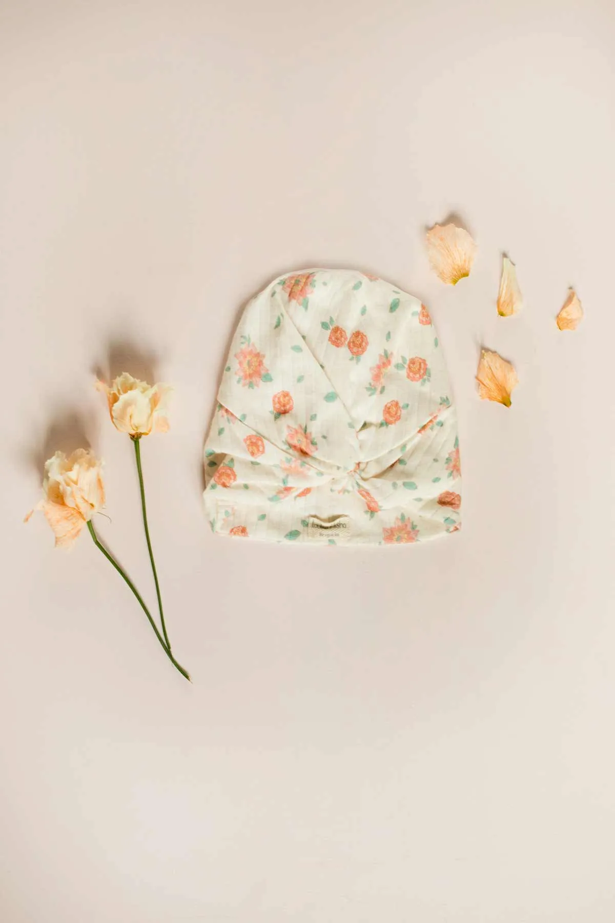Louise Misha Turban Abina Off-WhiteVintage Blue Flowers