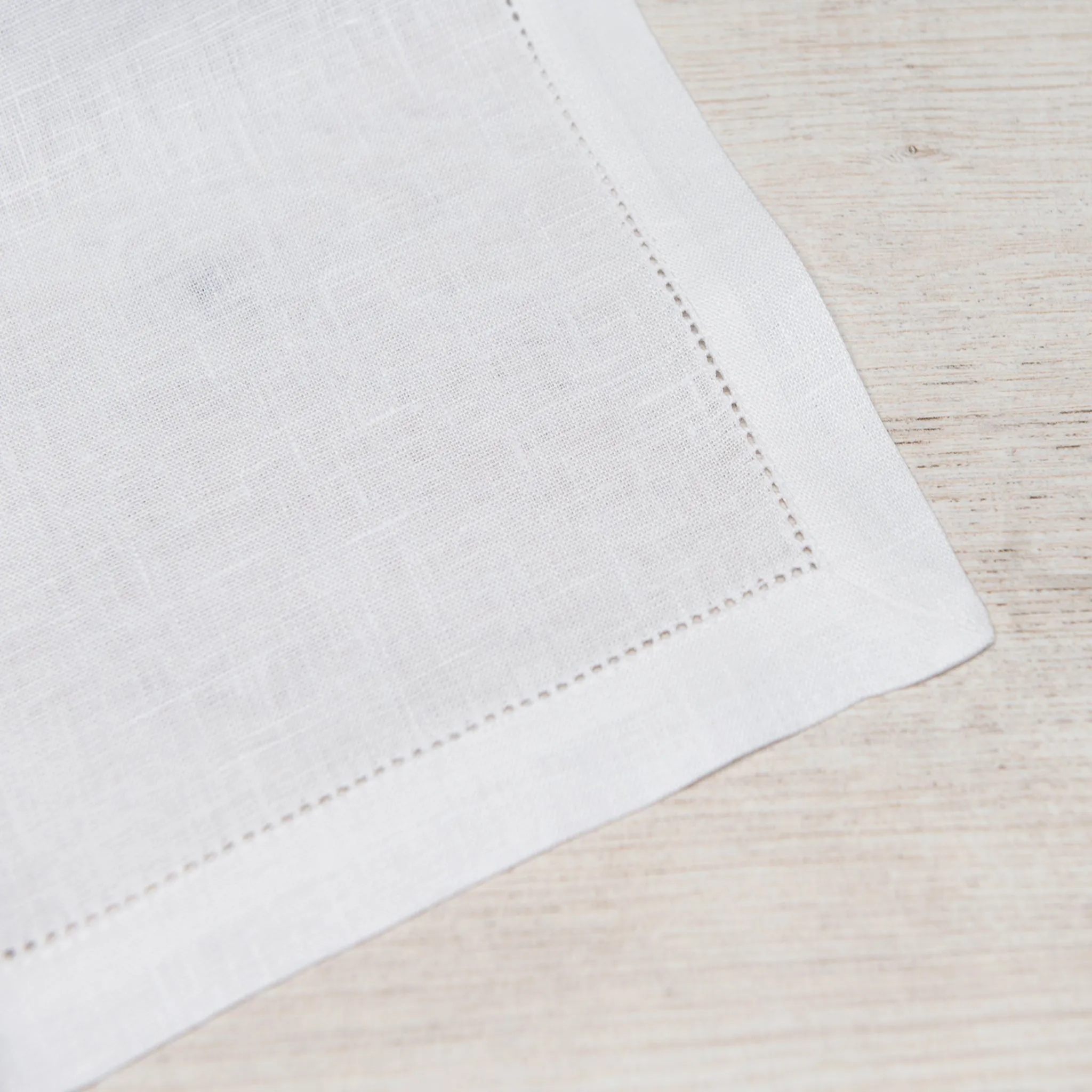 McCaw Allan Superfine Pure Irish Linen Hemstitched Placemat