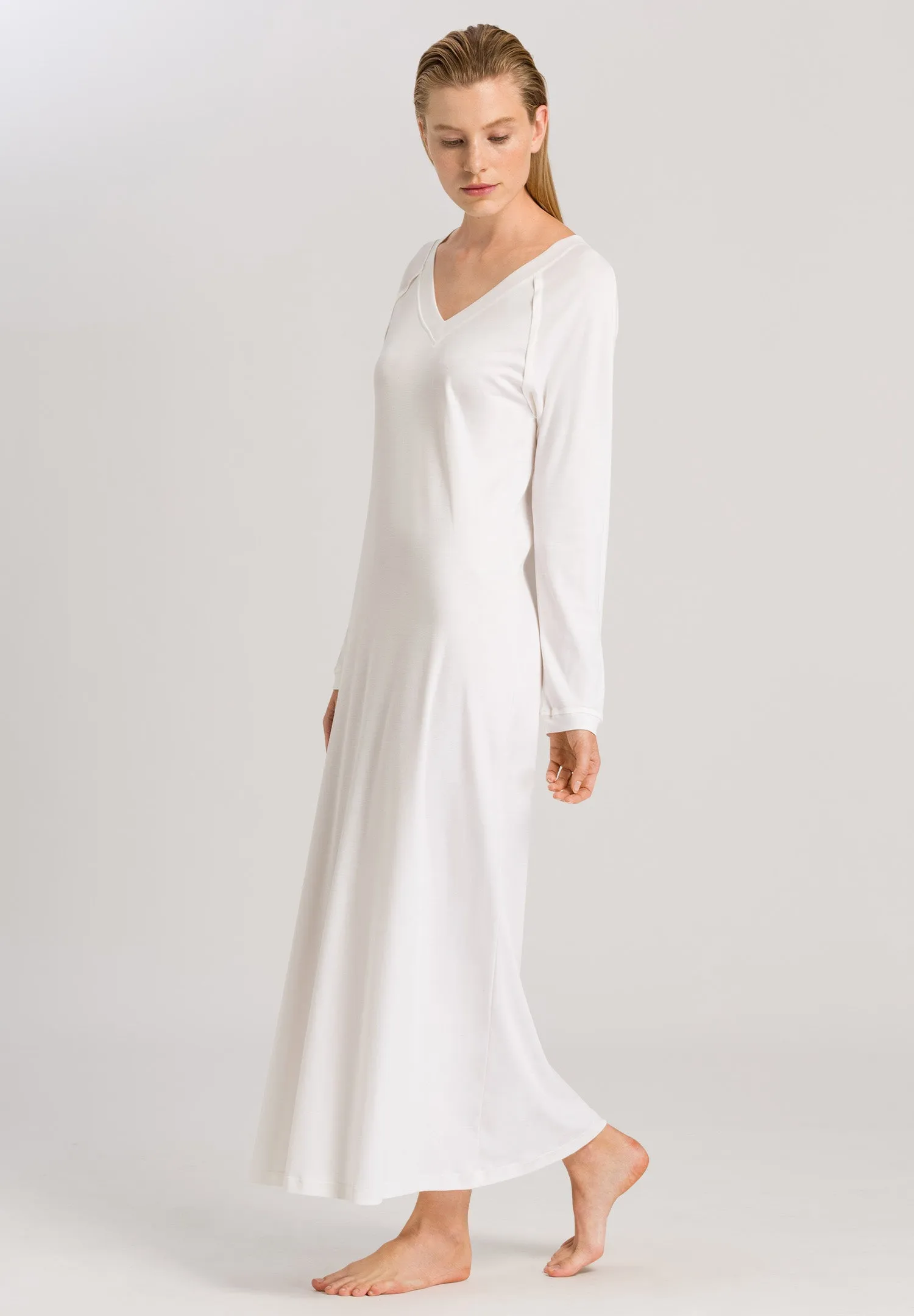 Pure Essence V-Neck Cotton Nightgown 130cm | Off White 77947-102