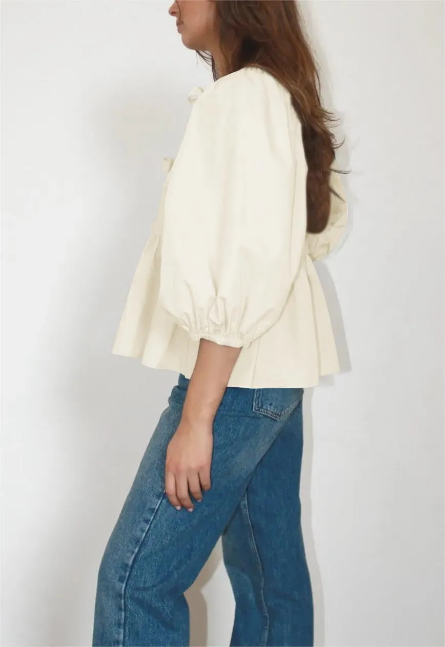Women Cute Puff Sleeve Bow Tie Front Peplum Tops Ruffle Vacation Babydoll Blouse Shirts Summer Going Out Outfits